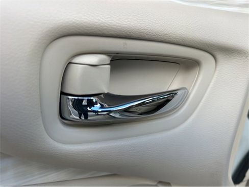 Used 2015 Nissan Murano SL image 37