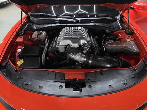 Used 2016 Dodge Charger SRT Hellcat w/ Harman/Kardon Audio Group RWD image 23