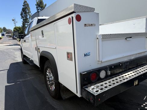 Used 2021 Ford F350 XL w/ Power Equipment Group AWD/4WD image 10