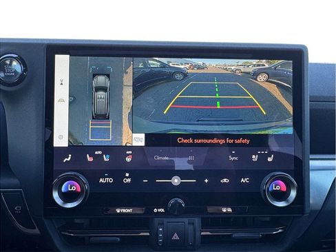 Used 2024 Lexus GX 550 image 18