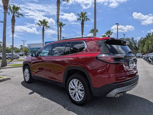Certified 2026 GMC Acadia Elevation w/ Elevation Premium Package FWD image 5