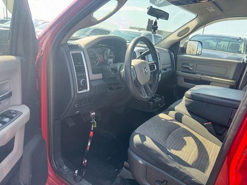 Used 2011 RAM 2500 SLT RWD image 5