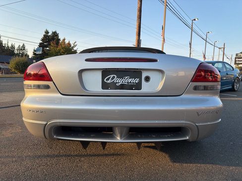Used 2004 Dodge Viper SRT-10 image 7