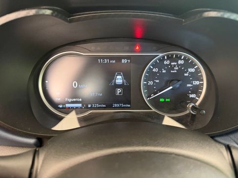 Used 2025 Nissan Versa SV FWD image 35