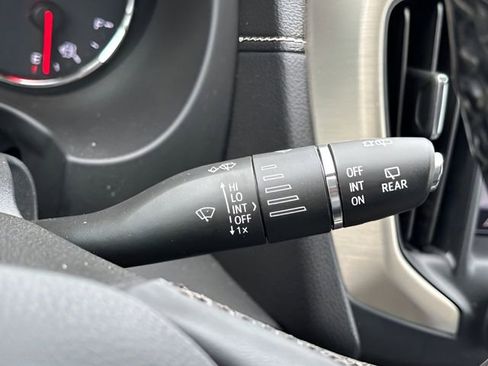 Used 2023 GMC Terrain Denali image 30