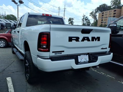 Certified 2025 RAM 2500 Big Horn AWD/4WD image 7