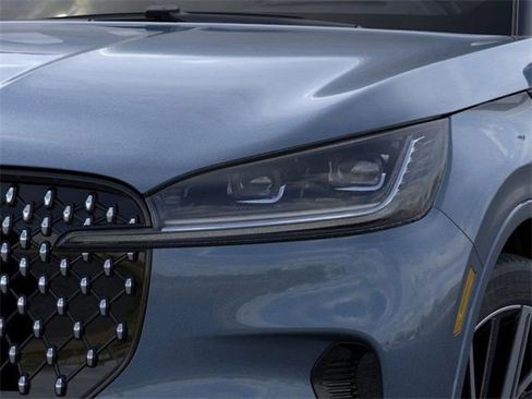 New 2025 Lincoln Aviator Black Label image 18