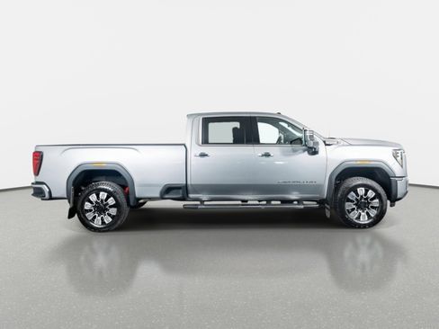 Used 2025 GMC Sierra 3500 Denali w/ Denali Reserve Package AWD/4WD image 5