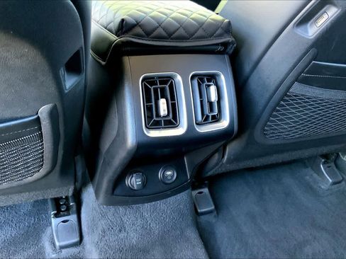 Used 2023 Kia Sorento S w/ Panoramic Sunroof Package image 34