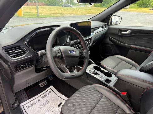 Certified 2023 Ford Escape ST-Line w/ Tech Pack #1 FWD image 23
