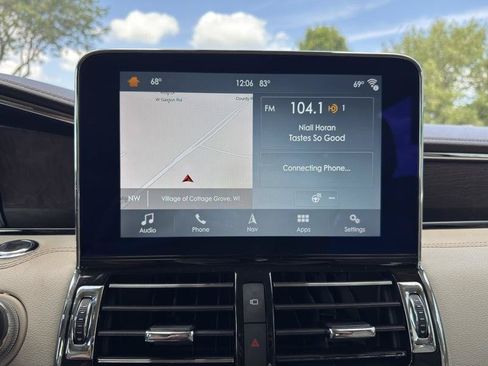 Used 2018 Lincoln Navigator L Reserve w/ Technology Package AWD/4WD image 33