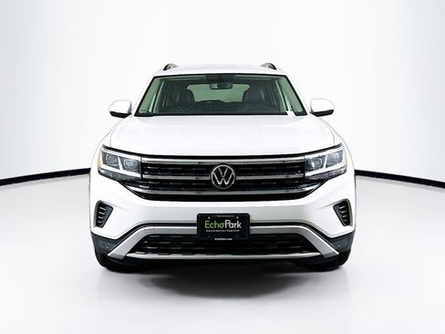 Used 2023 Volkswagen Atlas SE image 2