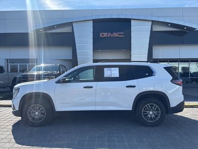 Used 2025 GMC Acadia Elevation
