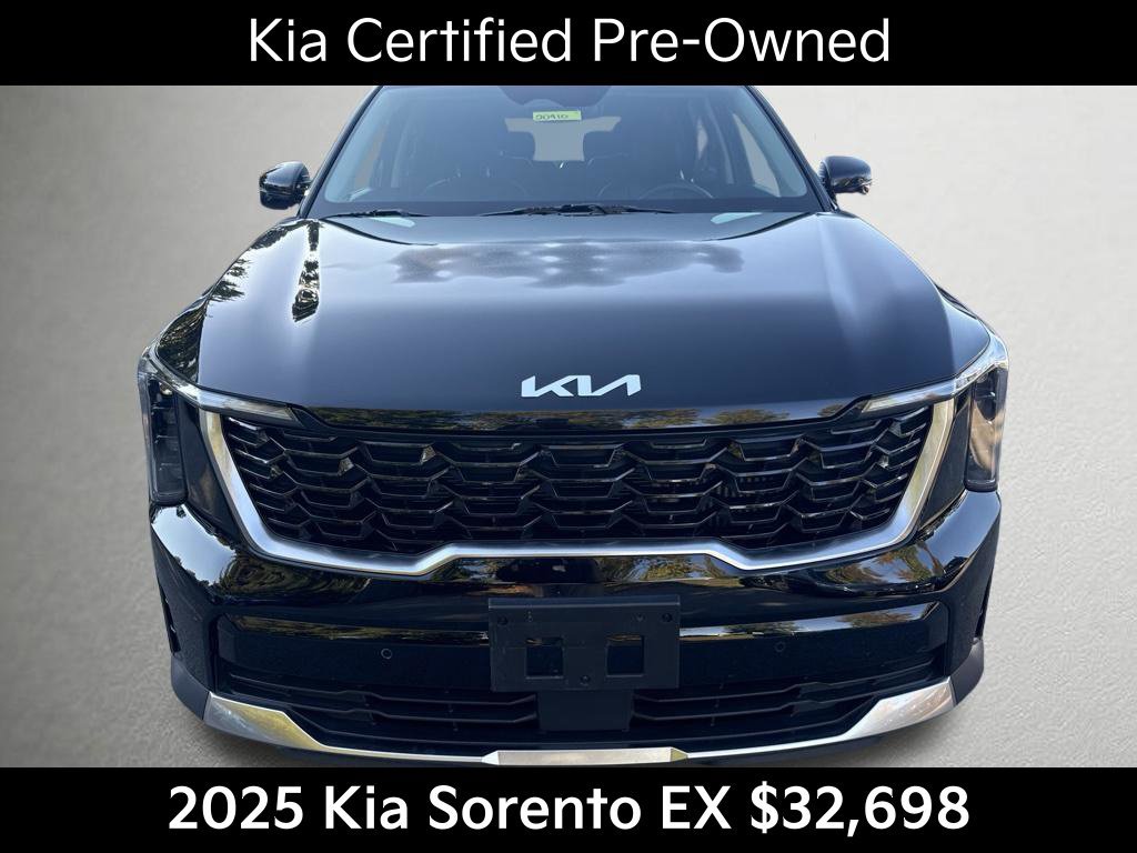 Certified 2025 Kia Sorento EX w/ Panoramic Sunroof Package AWD/4WD image 9