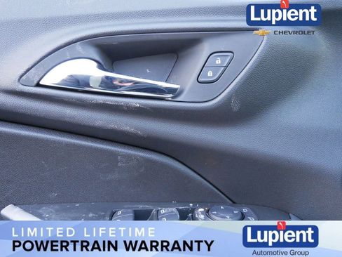 New 2026 Chevrolet Trax RS w/ Sunroof Package image 28