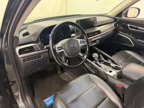 Used 2020 Kia Telluride S AWD/4WD image 23