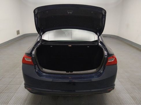 Used 2018 Chevrolet Malibu LT image 29