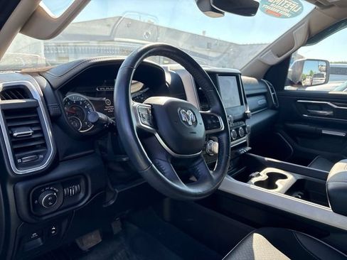 Used 2020 RAM 1500 Laramie AWD/4WD image 8