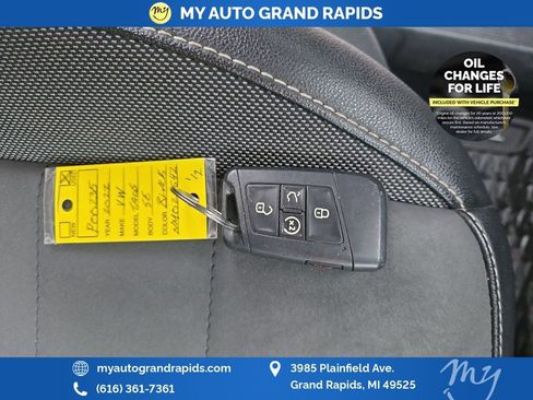 Used 2022 Volkswagen Taos SE image 35