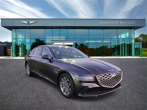 Used 2025 Genesis G80 2.5T image 3