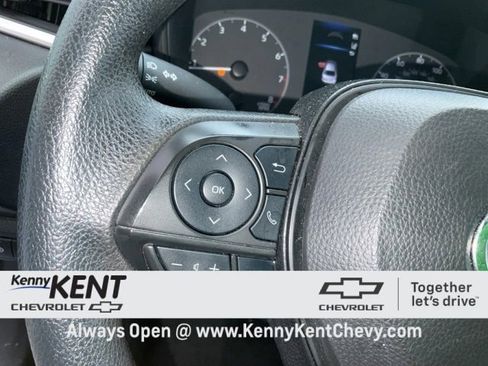 Used 2024 Toyota Corolla LE image 17