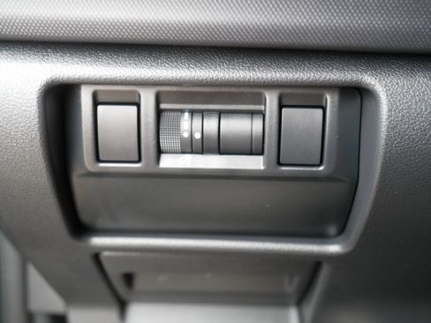 Used 2025 Subaru Forester Premium AWD/4WD image 26