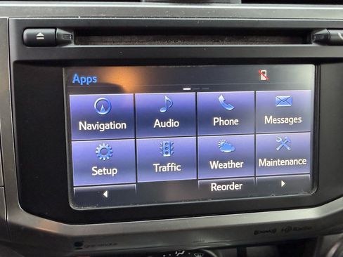 Used 2019 Toyota 4Runner SR5 AWD/4WD image 25