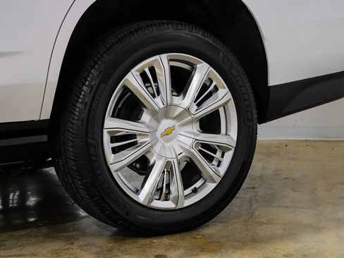 Used 2021 Chevrolet Tahoe High Country w/ Premium Package RWD image 54