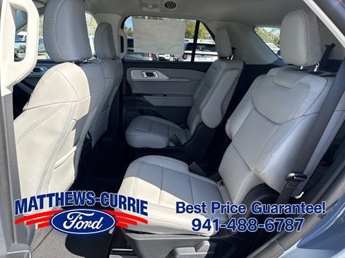 New 2026 Ford Explorer Active w/ Active Comfort Package RWD image 12
