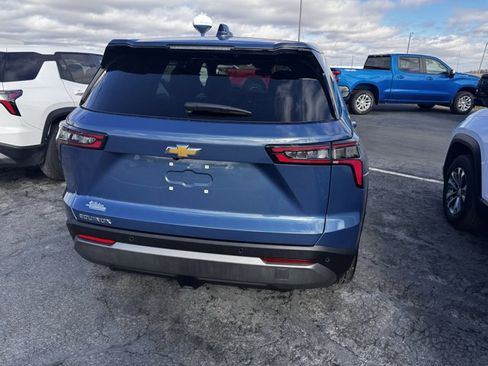 Used 2025 Chevrolet Equinox LT image 3