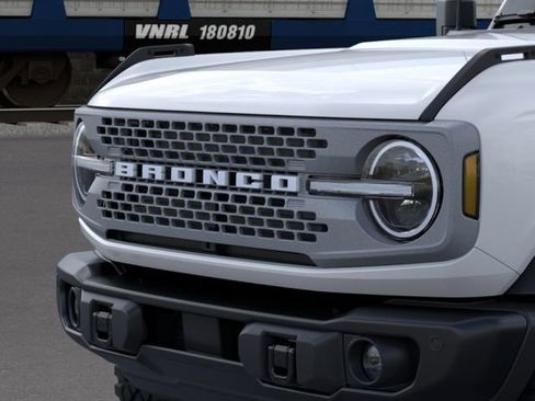 New 2026 Ford Bronco Badlands AWD/4WD image 19
