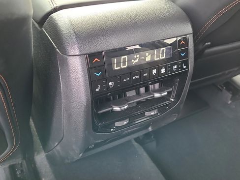 Used 2023 Jeep Grand Cherokee Summit AWD/4WD image 16