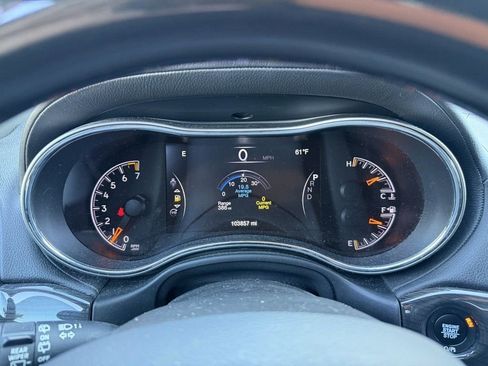 Used 2019 Jeep Grand Cherokee Overland image 18