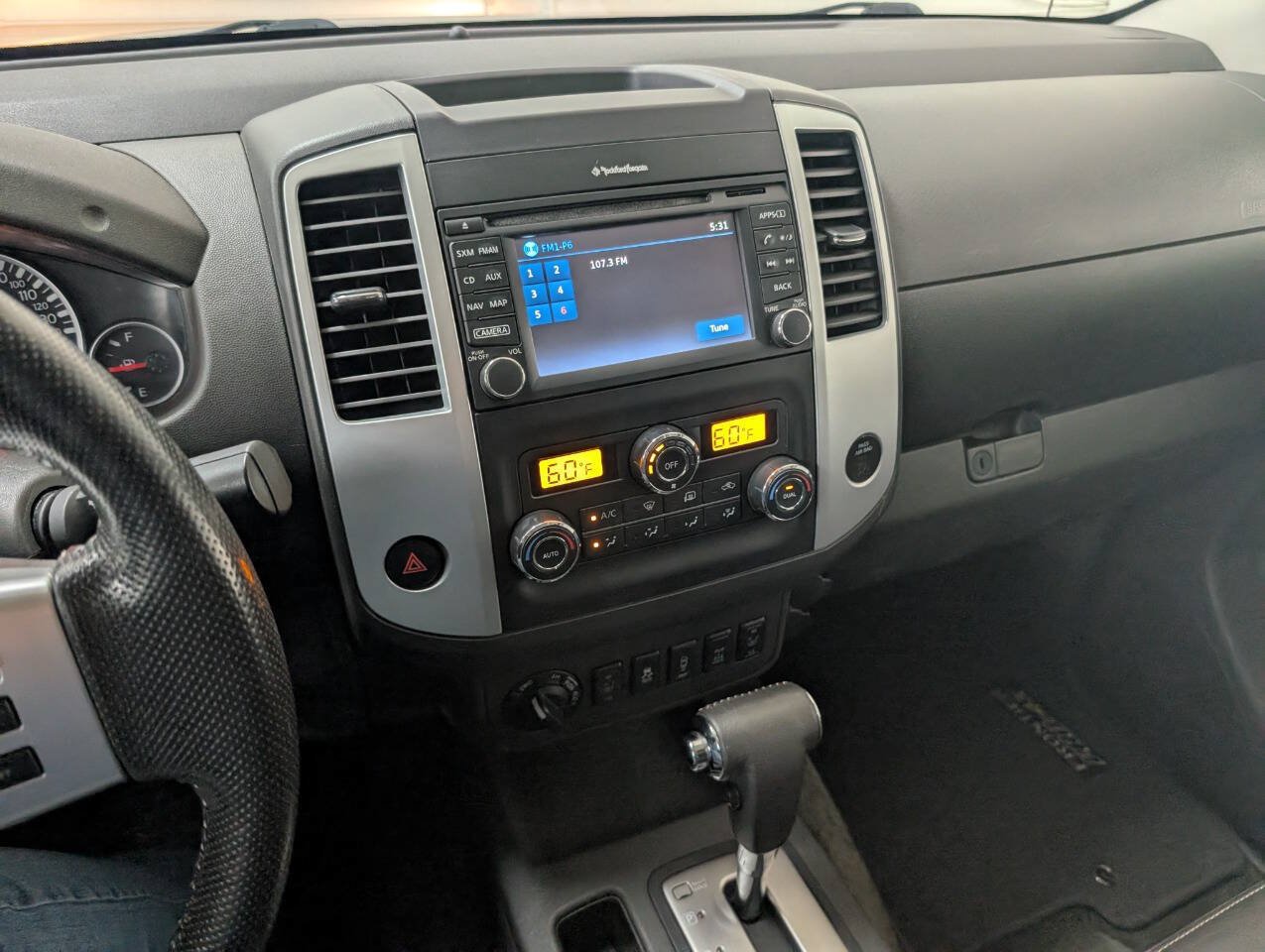 Used 2015 Nissan Frontier PRO-4X AWD/4WD image 10