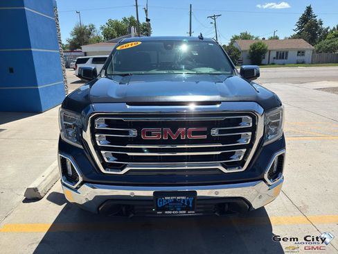 Used 2019 GMC Sierra 1500 SLT w/ SLT Premium Plus Package image 3