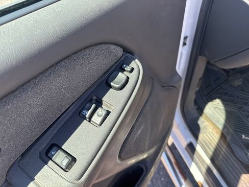 Used 2003 Chevrolet Silverado 1500 LS w/ Off-Road Package AWD/4WD image 19
