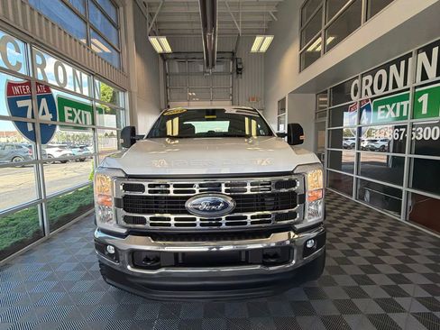 Used 2026 Ford F250 XLT AWD/4WD image 2