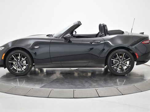 New 2026 MAZDA MX-5 Miata Grand Touring w/ Weather Package RWD image 18