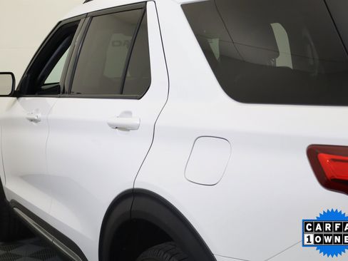 Used 2023 Ford Explorer XLT w/ Equipment Group 202A image 10
