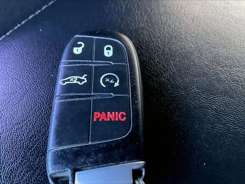 Used 2019 Dodge Charger Scat Pack image 14