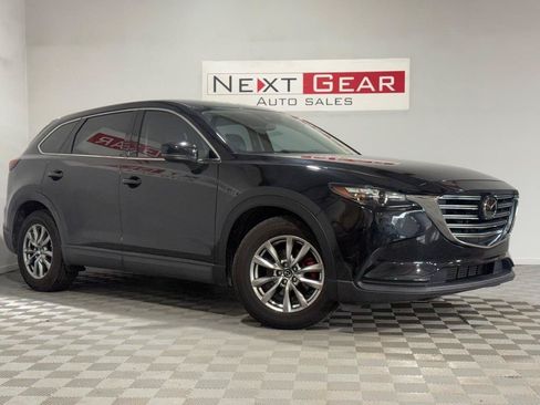 Used 2018 MAZDA CX-9 Touring FWD image 1