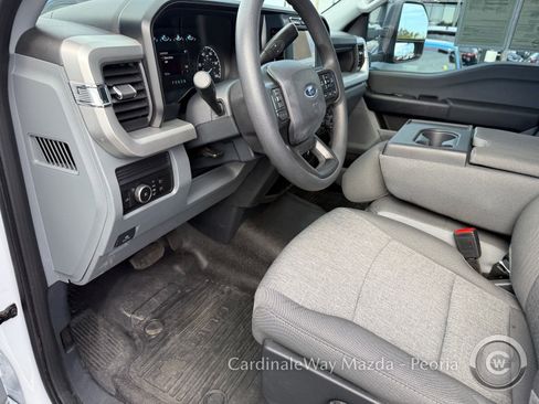 Used 2024 Ford F250 XL w/ XL Chrome Package image 19