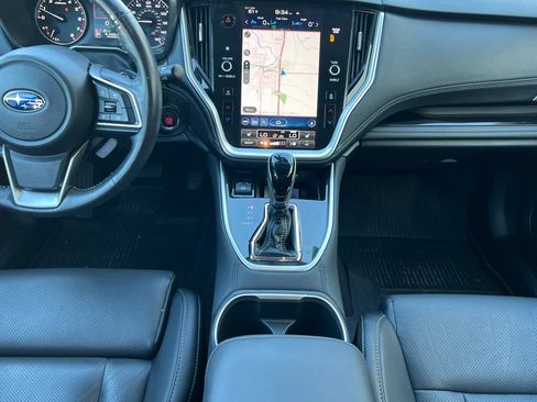 Used 2021 Subaru Outback Limited image 13