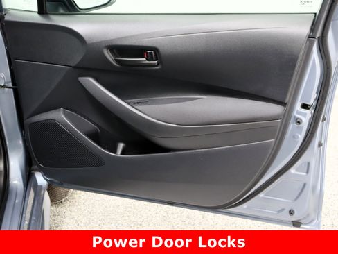 Used 2024 Toyota Corolla LE image 31