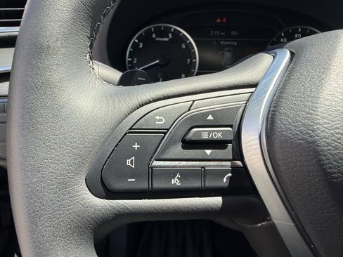 Certified 2025 INFINITI QX50 Luxe image 17