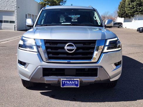 Used 2024 Nissan Armada SV image 7