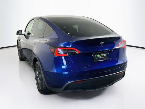 Used 2024 Tesla Model Y Long Range AWD/4WD image 5