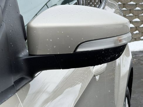 Certified 2017 Ford Escape Titanium image 35