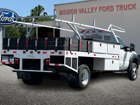 Used 2016 Ford F550 Contractor Body image 4