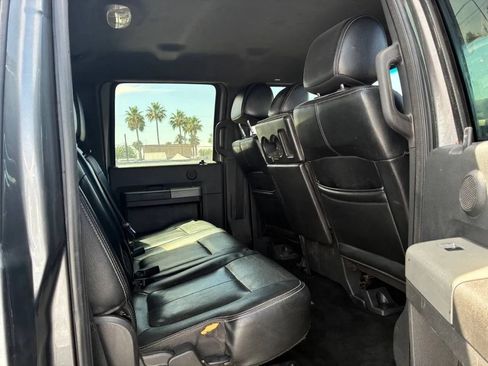 Used 2013 Ford F250 Lariat w/ Lariat Interior Pkg AWD/4WD image 21